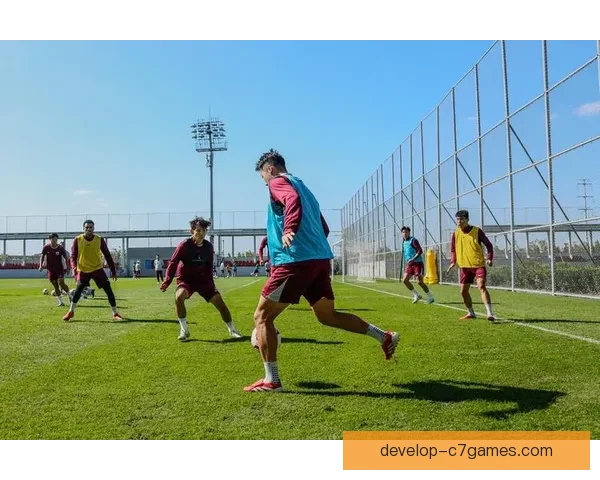 国家队备战关键赛事球员状态回暖主教练强调攻防平衡迎接强敌挑战